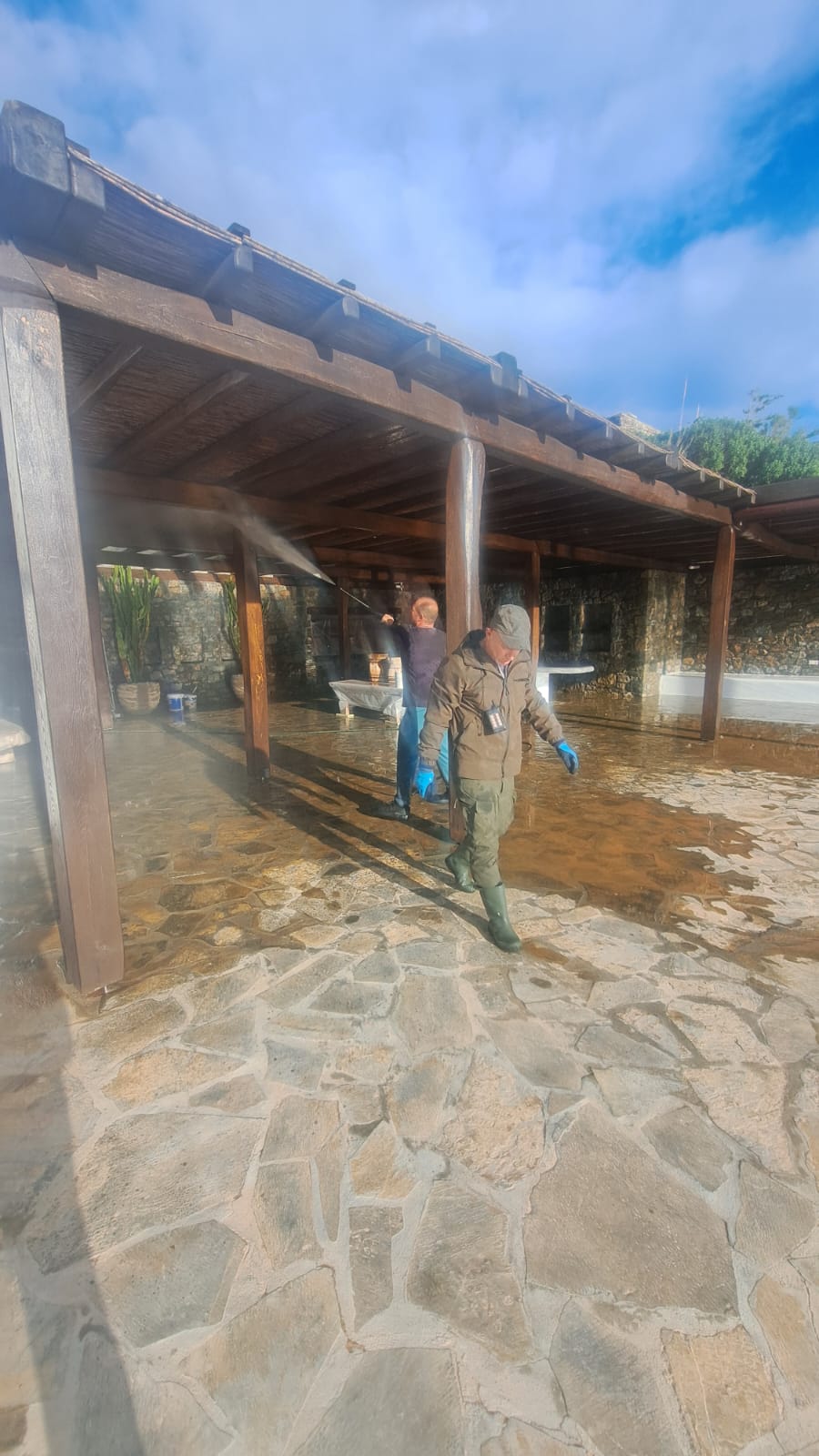 Καθαρισμός εξωτερικού χώρου